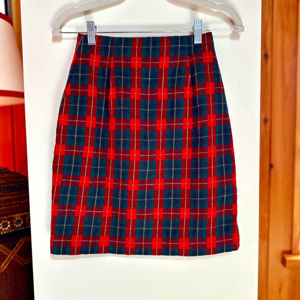 TALBOTS Petite Vintage Green Red and Red Plaid Skirt – 2